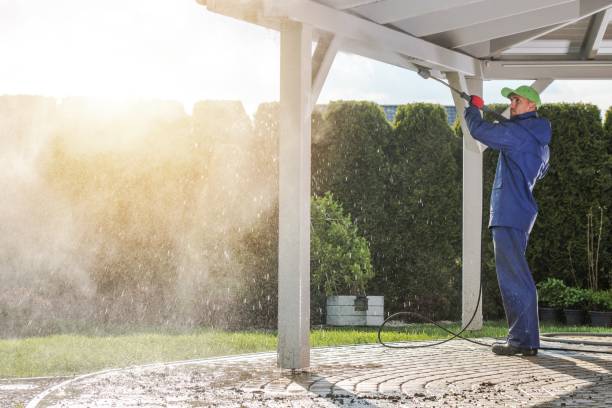 Best Pool Deck Cleaning  in Oakwood, GA